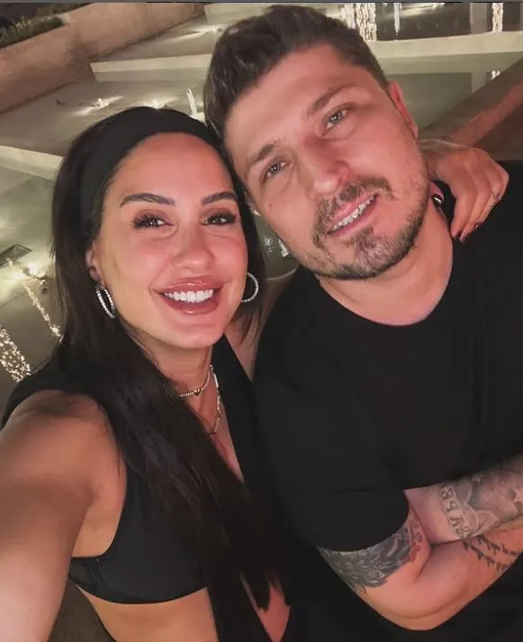 Survivor ile tanınan Sahra ilk kez anne oldu! Oğluyla ilk karesini paylaştı