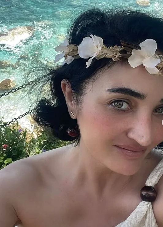 Oyuncu Fadik Sevin Atasoy, kanserle mücadelesini ilk kez anlattı: Yandım, piştim ve küllerimden doğdum