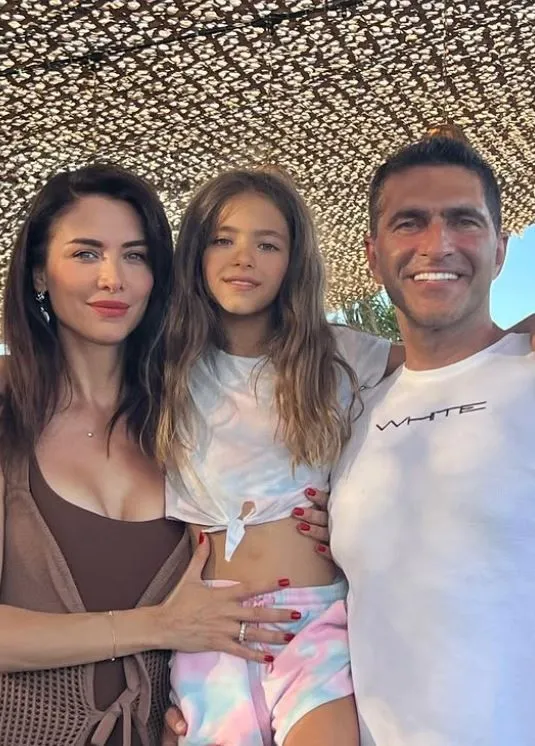 Nefise Karatay'ın kızı Maya büyüdü! Annesi ile benzerliği gündem oldu