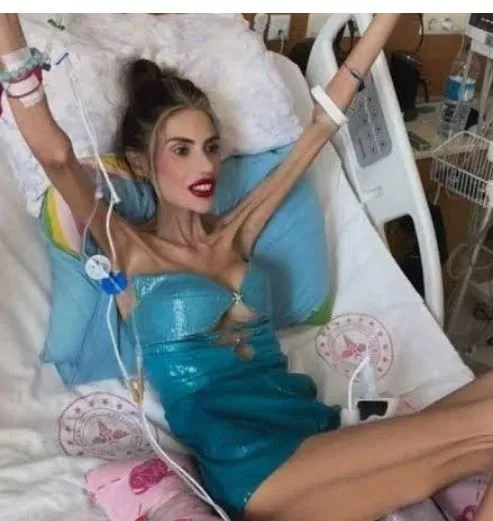 Derya Uluğ'dan anoreksiya itirafı: "Bir dilim ekmek için dua ettiğim geceleri bilirim"