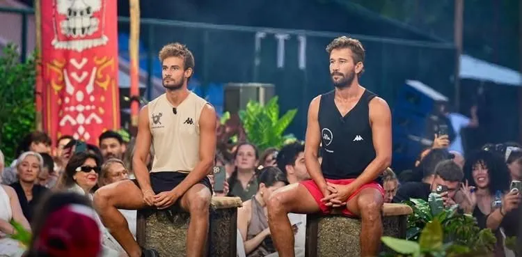 Survivor'ı ikincilikle bitiren Batuhan Karacakaya, sevgilisi Sinem Akar ile aşka geldi