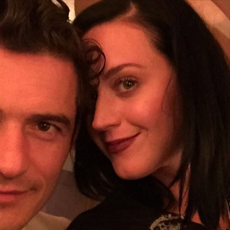 Orlando Bloom, Katy Perry'e gönderme mi yapıyor?