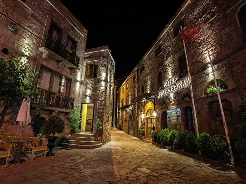 Assos'da nerede kalınır, ne yenir?