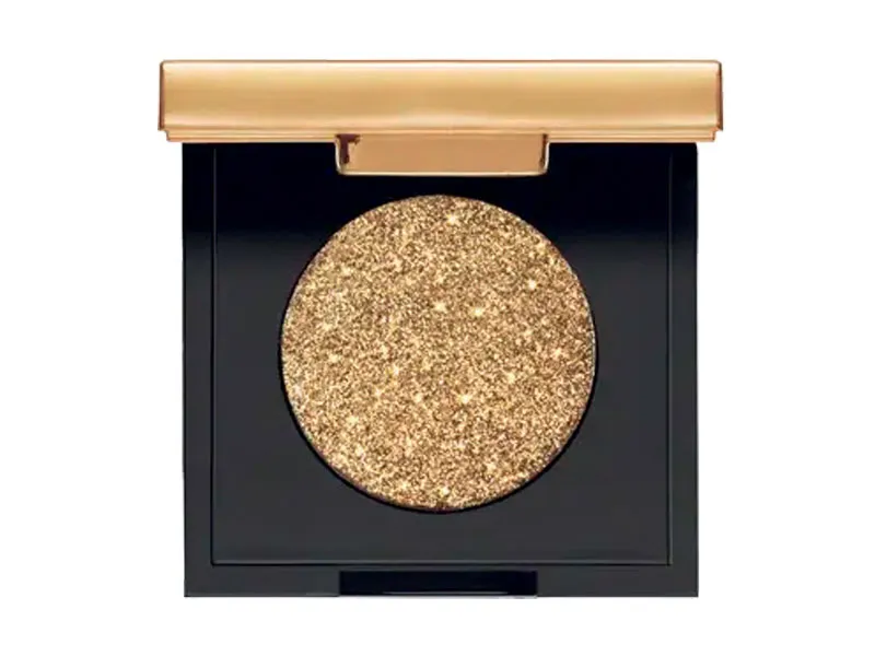 Yaşasın ışıldamak! Altın yansımalı 12 makyaj ürünü