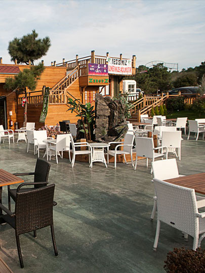 Zerguz Cafe Restaurant