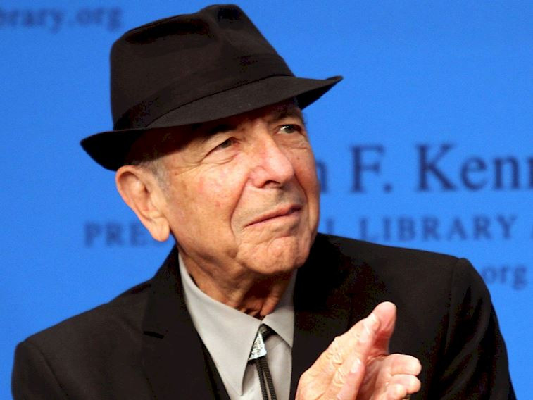 Efsane müzisyen Leonard Cohen hayatını kaybetti