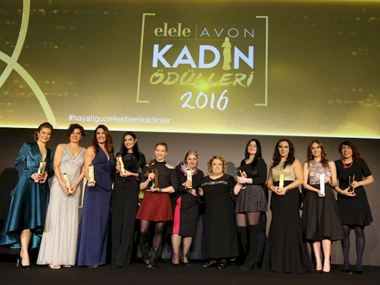 Elele Avon Kadın Ödülleri 2016 sahiplerini buldu!